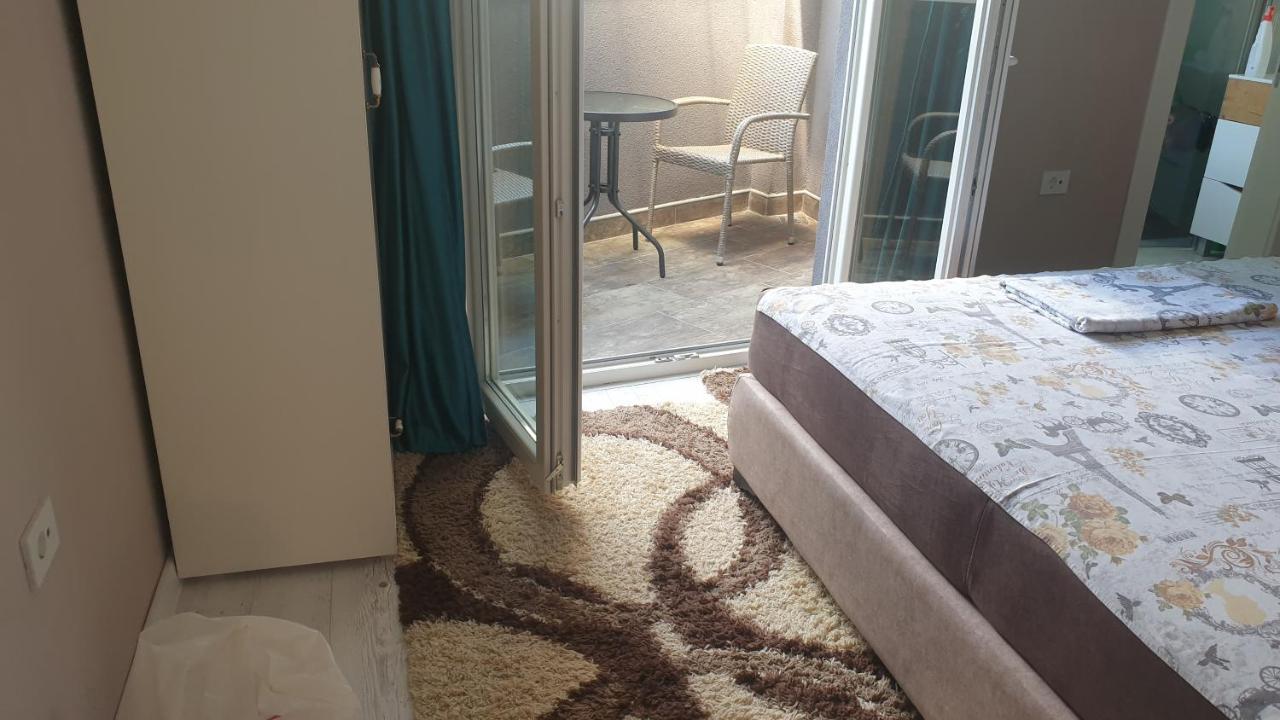 Apartman Sweet Dreams 3 Ni Eksteriør bilde