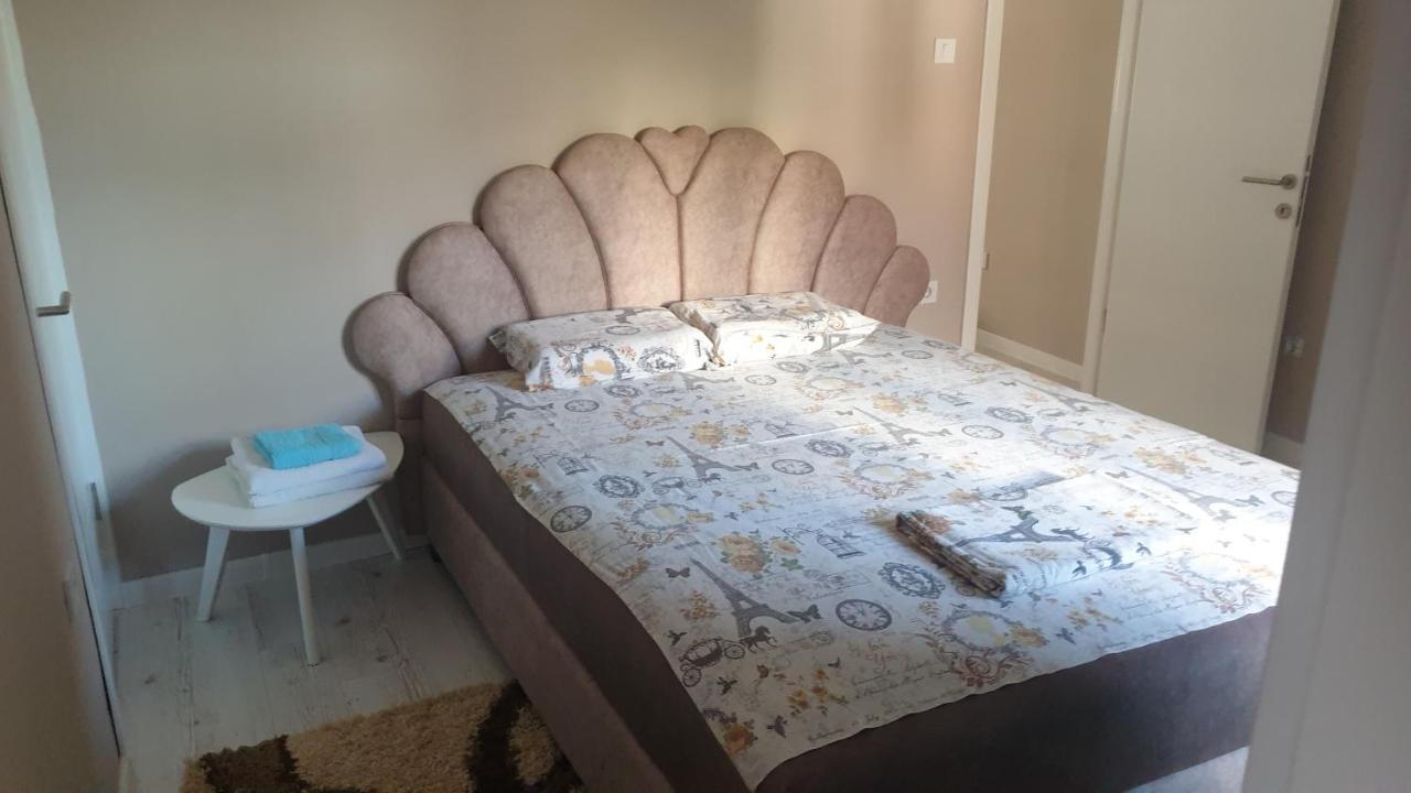 Apartman Sweet Dreams 3 Ni Eksteriør bilde