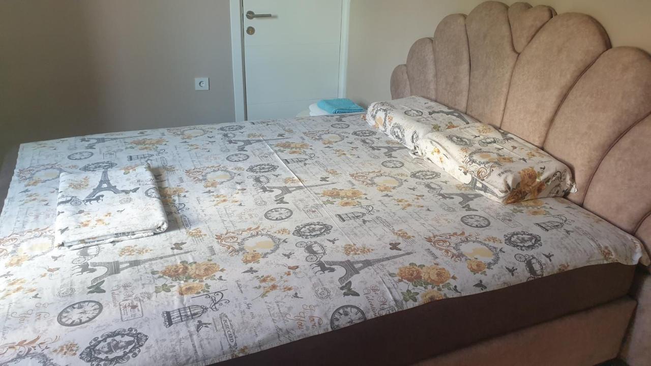 Apartman Sweet Dreams 3 Ni Eksteriør bilde