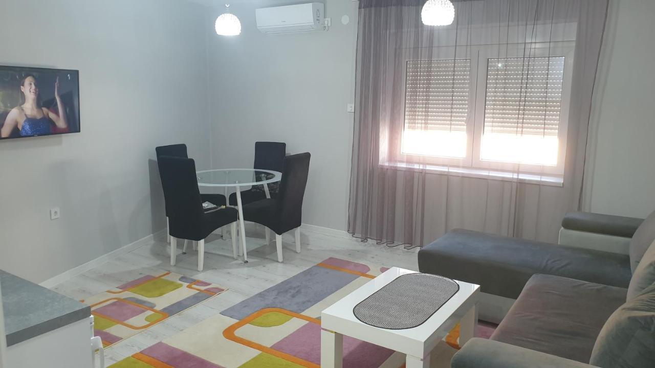 Apartman Sweet Dreams 3 Ni Eksteriør bilde