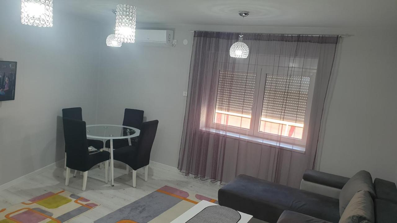 Apartman Sweet Dreams 3 Ni Eksteriør bilde