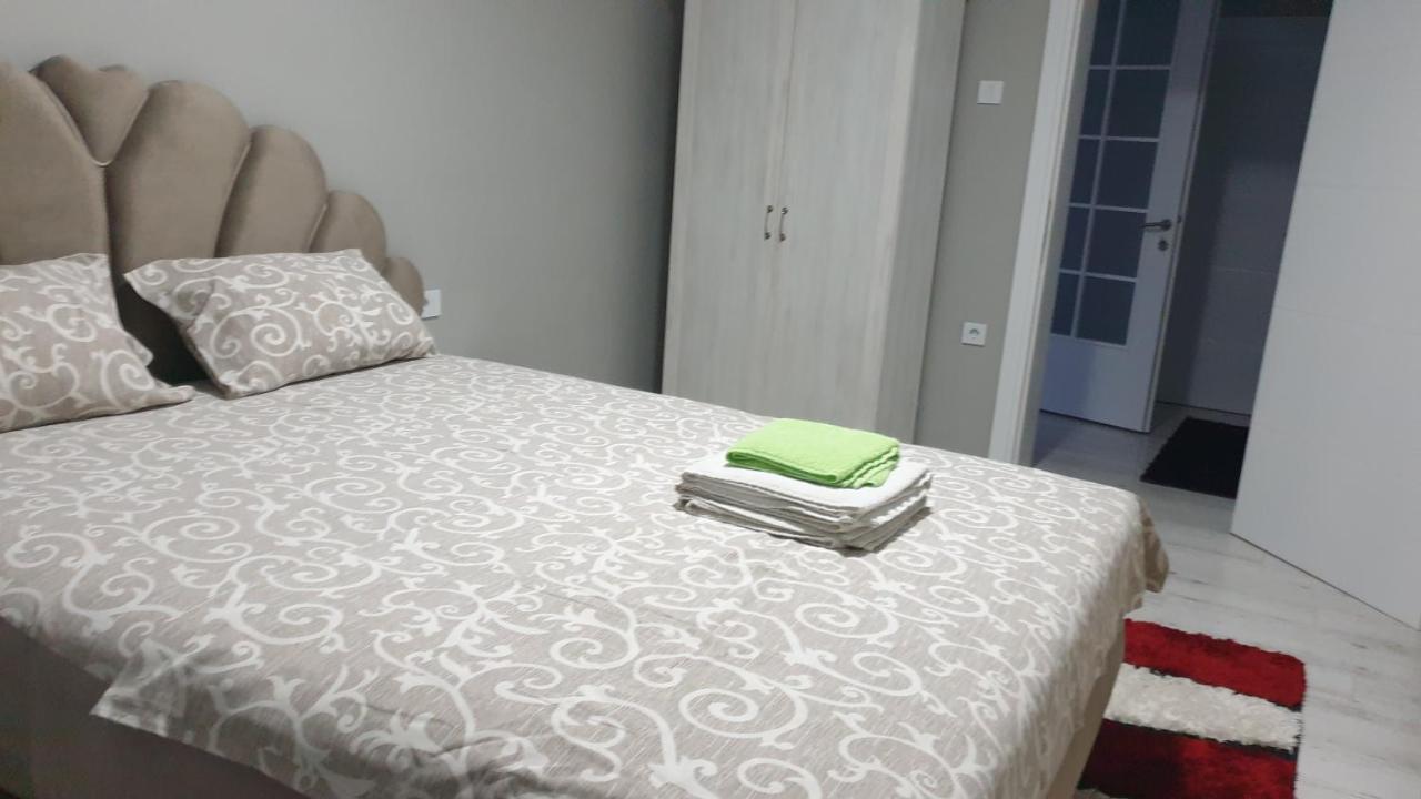 Apartman Sweet Dreams 3 Ni Eksteriør bilde